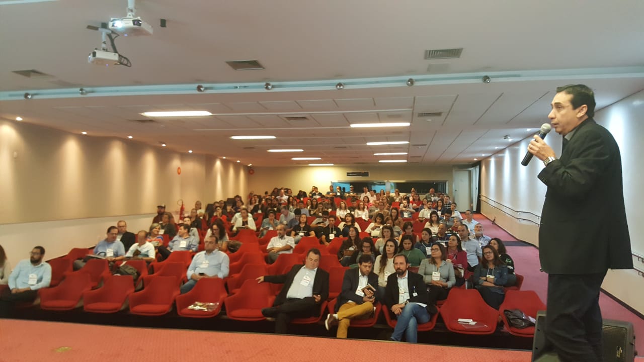 Palestra Júnior Abreu no 3º Simpósio de Queijos Artesanais 4